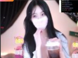 韩颂伊-한송이-lovesong2 个人直播 精华剪辑 20250406 [1V/2.5G]-小胖资源分享网
