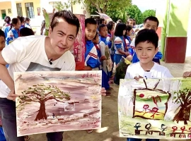 王中磊儿子在纽约吃麻辣烫，汤底就高达105元，自称吃得很不健康-小胖资源分享网