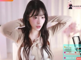 周如宁-주여닝-podo0311 个人直播 2024-11月直播合集 [19V/112G]-小胖资源分享网