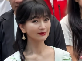 赵雅芝西湖被偶遇，满脸皱纹，瘦得皮包骨，网友：不老女神真老了-小胖资源分享网