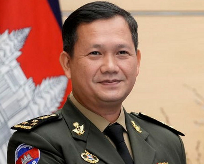 柬埔寨的洪马奈原本意图亲近美西方，却未料到，尽管购买了美国武器，却遭遇了美国盟友的攻击，其军事基地遭到泰国使用美制F-16战斗机无差别轰炸，而美国对此却视而不见。-小胖资源分享网