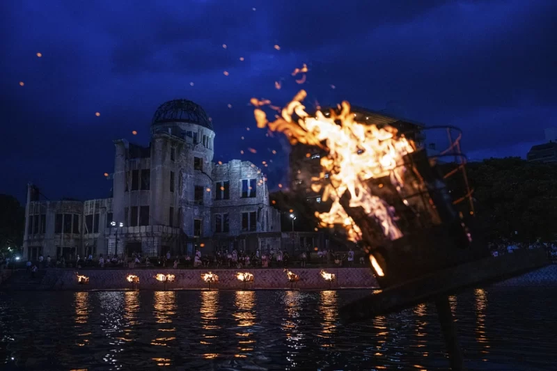 在广岛原子弹爆炸80周年之际，全球正站在新一轮核武器竞赛的门槛上。-小胖资源分享网