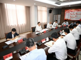 官方公告：针对中央巡视组对铜陵经济技术开发区历任六位重要领导展开的调查行动，相关部门承诺将密切关注此事进展。-小胖资源分享网