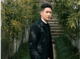何晟铭公开表示拒绝出演电视剧的原因：扮演长辈角色如叔叔、父亲等，对他而言是一种尊严上的伤害。-小胖资源分享网