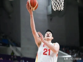 王俊杰眼含泪水，荣获男篮亚洲杯最佳阵容的殊荣！他已成为中国男篮的璀璨明星！-小胖资源分享网
