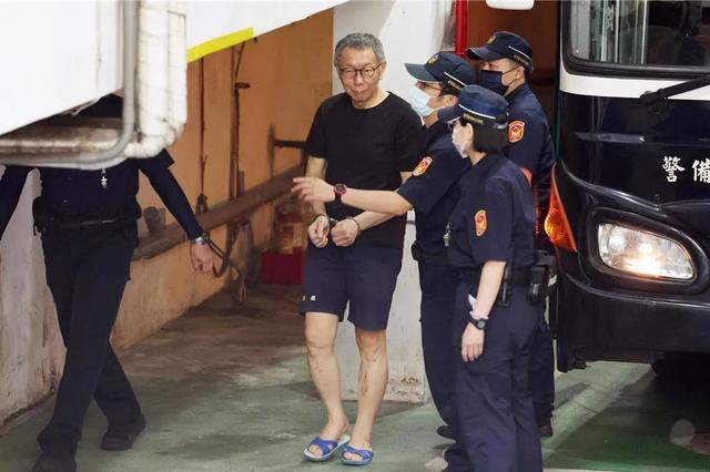 柯文哲事件催生蓝白阵营“复仇者联盟”，侯汉廷预测：赖清德2028败选序幕拉开-小胖资源分享网