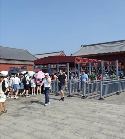 白马寺印乐方丈亲耕、施豆、腊八施粥，村民感念其慈悲勤俭，德行深远。-小胖资源分享网