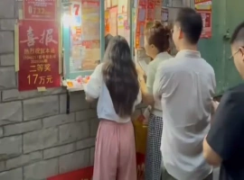 上海某彩票店引发热议！连续两次中出大奖：一次779万元，另一次732万元！-小胖资源分享网