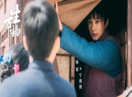 针对外界关于杨幂凭借新剧实现逆袭的猜测，于正作出回应：杨幂具备颜值、演技和极高的国民度。-小胖资源分享网