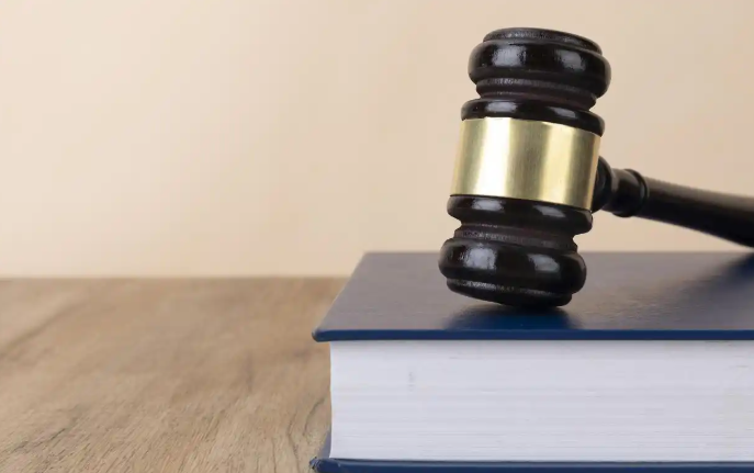 军人订婚解除婚约后拒绝退还彩礼，法院如何判决？-小胖资源分享网